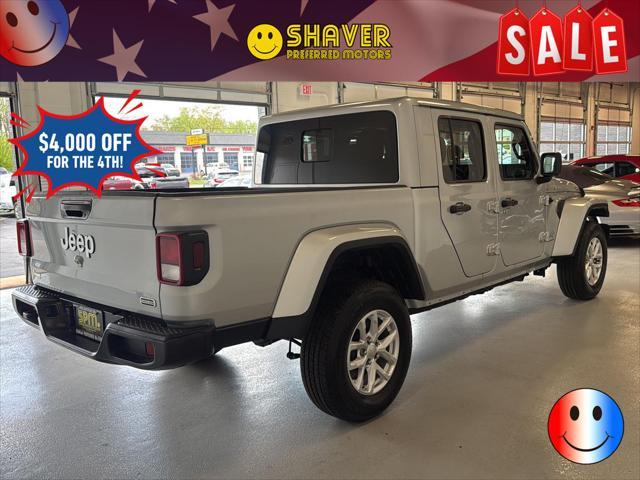 used 2023 Jeep Gladiator car, priced at $31,500