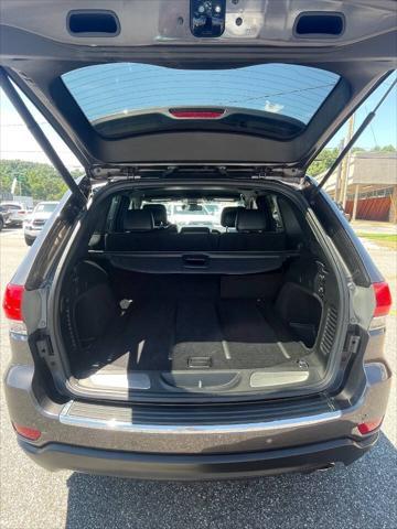 used 2015 Jeep Grand Cherokee car, priced at $14,900