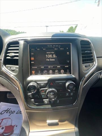 used 2015 Jeep Grand Cherokee car, priced at $14,900