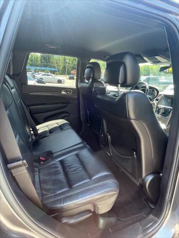 used 2015 Jeep Grand Cherokee car, priced at $14,900