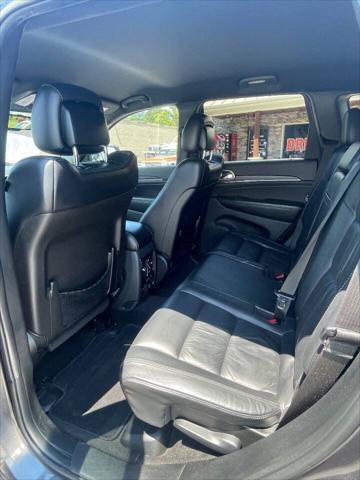 used 2015 Jeep Grand Cherokee car, priced at $14,900