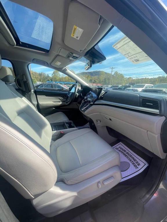 used 2018 Honda Odyssey car, priced at $17,900