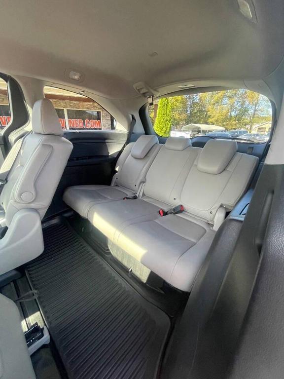 used 2018 Honda Odyssey car, priced at $17,900