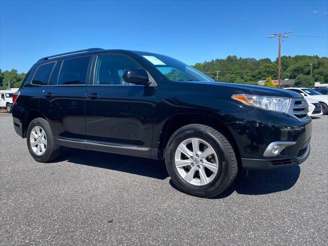 used 2012 Toyota Highlander car, priced at $12,900