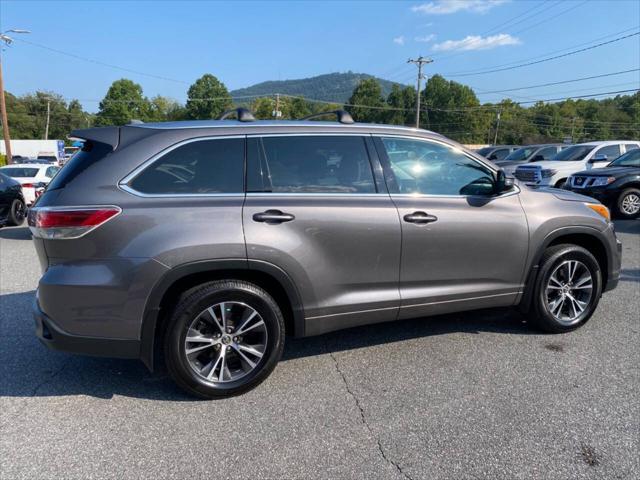 used 2016 Toyota Highlander car, priced at $19,900