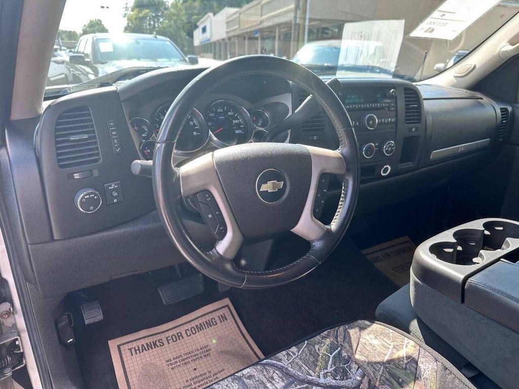 used 2009 Chevrolet Silverado 1500 car, priced at $13,900