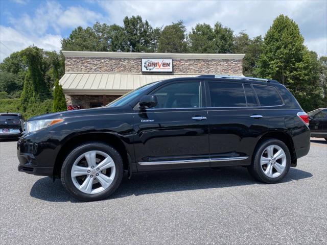 used 2012 Toyota Highlander car, priced at $14,900