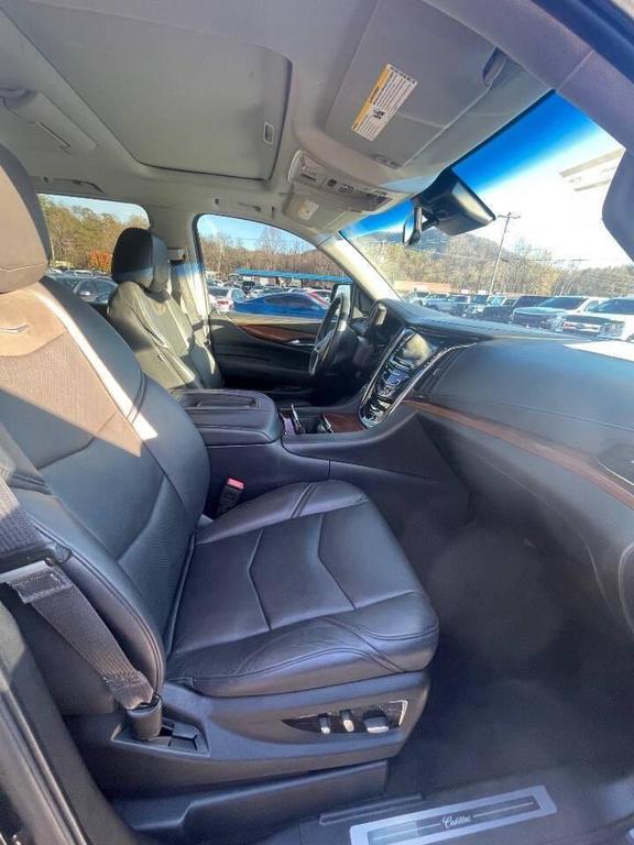 used 2016 Cadillac Escalade ESV car, priced at $26,900