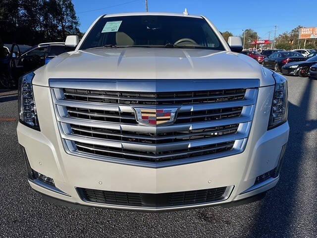 used 2018 Cadillac Escalade ESV car, priced at $28,900