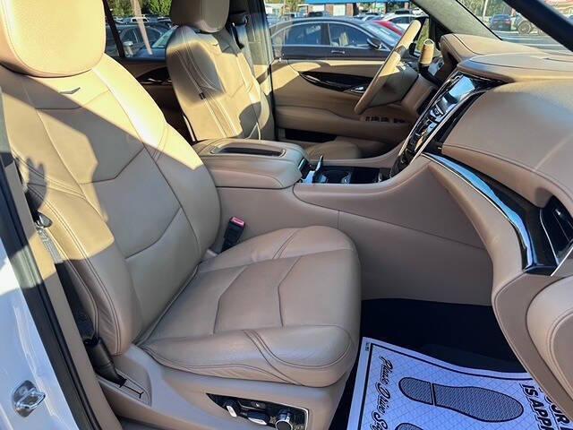 used 2018 Cadillac Escalade ESV car, priced at $28,900