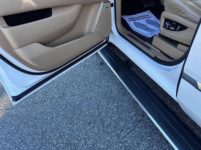 used 2018 Cadillac Escalade ESV car, priced at $28,900