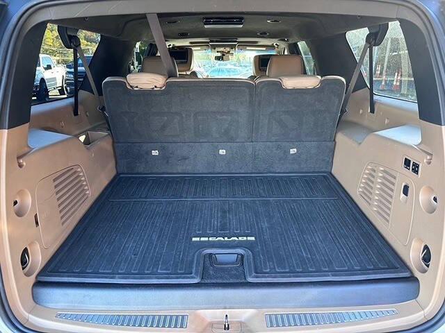 used 2018 Cadillac Escalade ESV car, priced at $28,900
