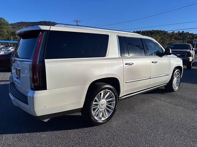 used 2018 Cadillac Escalade ESV car, priced at $28,900
