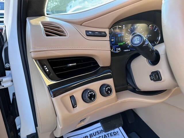 used 2018 Cadillac Escalade ESV car, priced at $28,900