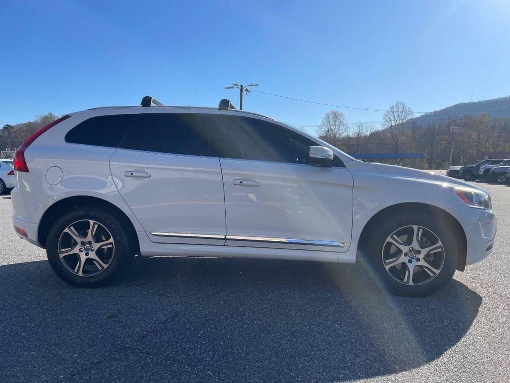 used 2015 Volvo XC60 car, priced at $11,900