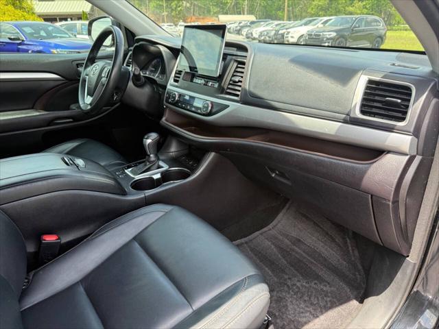 used 2016 Toyota Highlander car, priced at $19,900