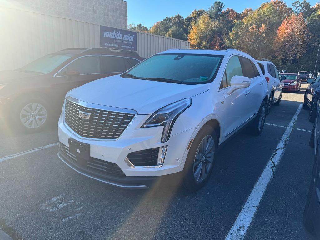 used 2022 Cadillac XT5 car, priced at $31,000