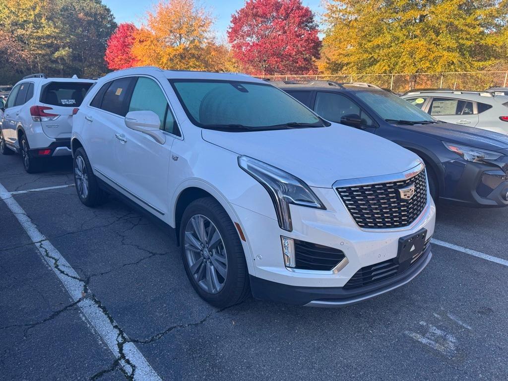 used 2022 Cadillac XT5 car, priced at $31,000