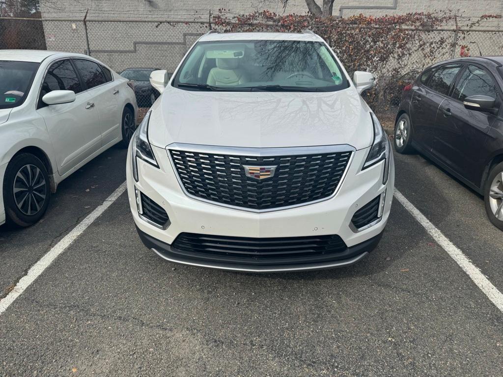 used 2021 Cadillac XT5 car, priced at $28,500