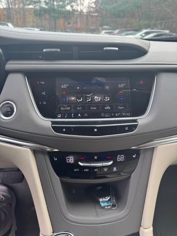 used 2021 Cadillac XT5 car, priced at $28,500