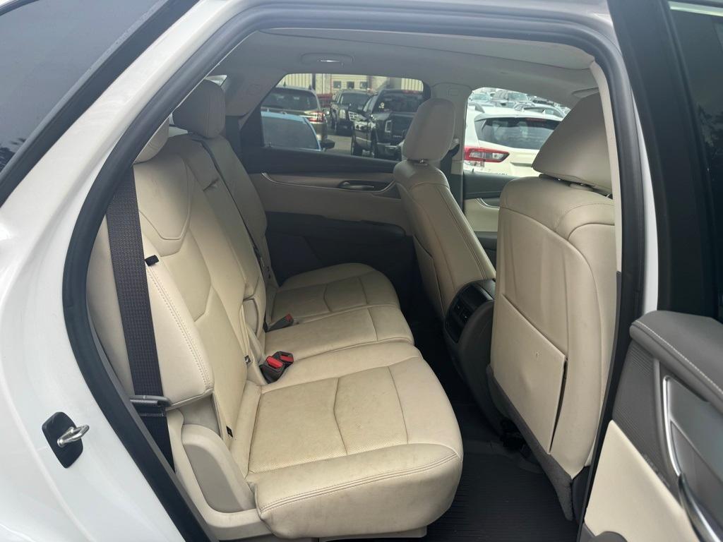 used 2021 Cadillac XT5 car, priced at $28,500