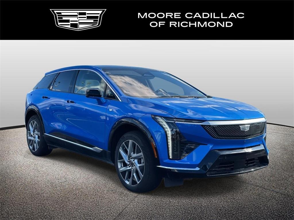 new 2025 Cadillac OPTIQ car, priced at $55,015