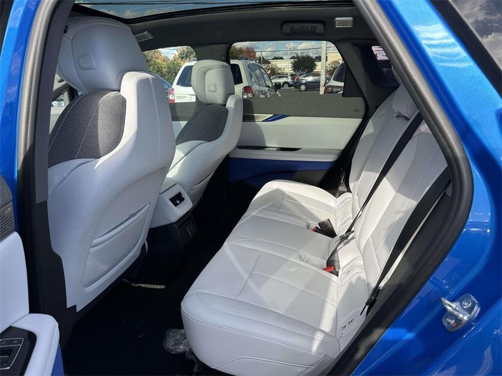 new 2025 Cadillac OPTIQ car, priced at $55,015