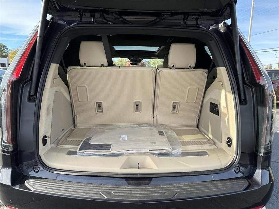 new 2024 Cadillac Escalade car, priced at $99,365