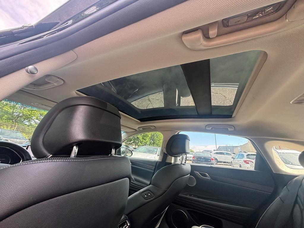 used 2021 Genesis G80 car, priced at $30,000