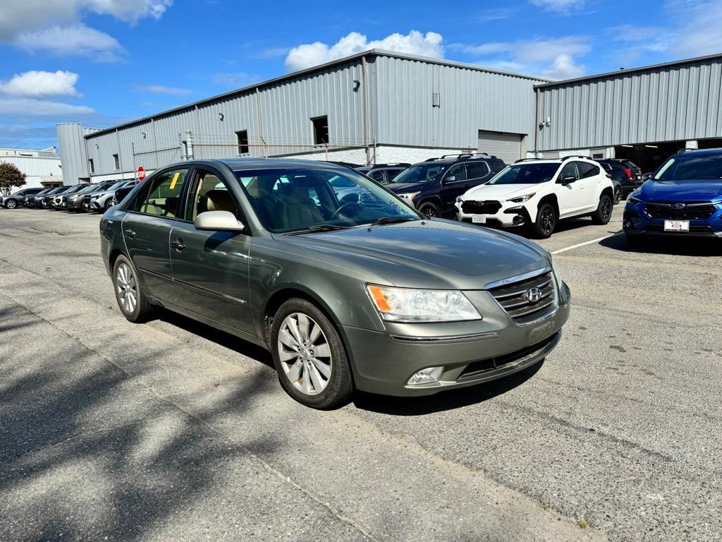 used 2009 Hyundai Sonata car, priced at $6,500