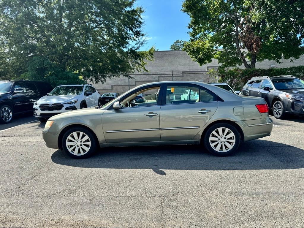used 2009 Hyundai Sonata car, priced at $6,500