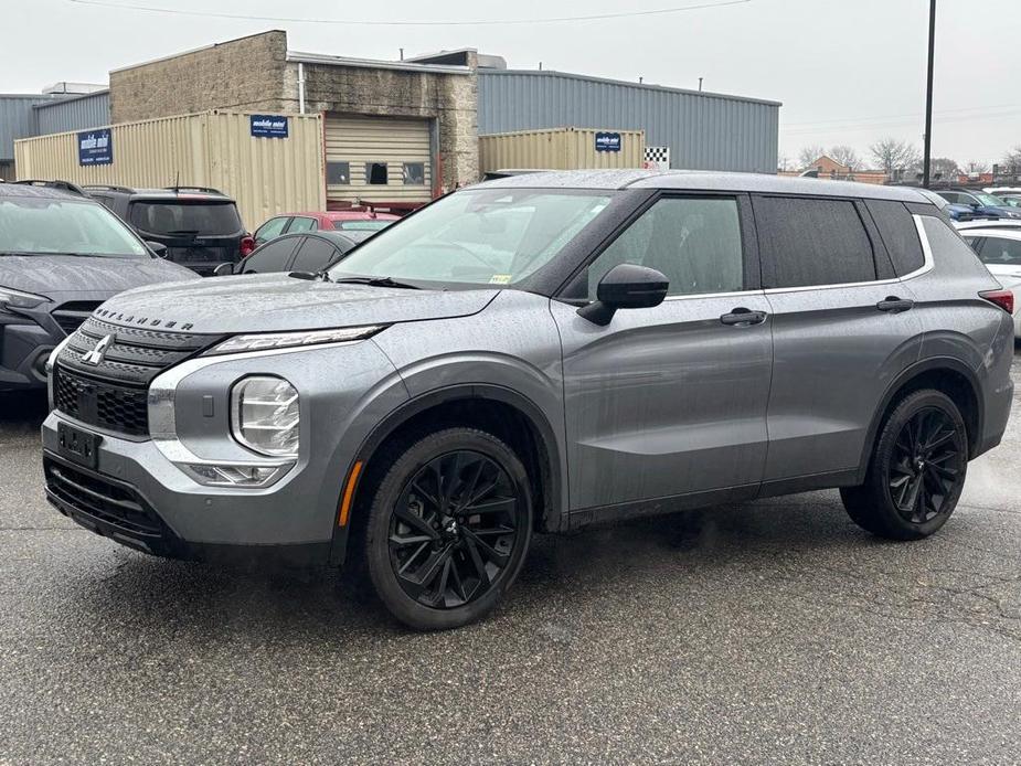 used 2024 Mitsubishi Outlander car, priced at $27,000