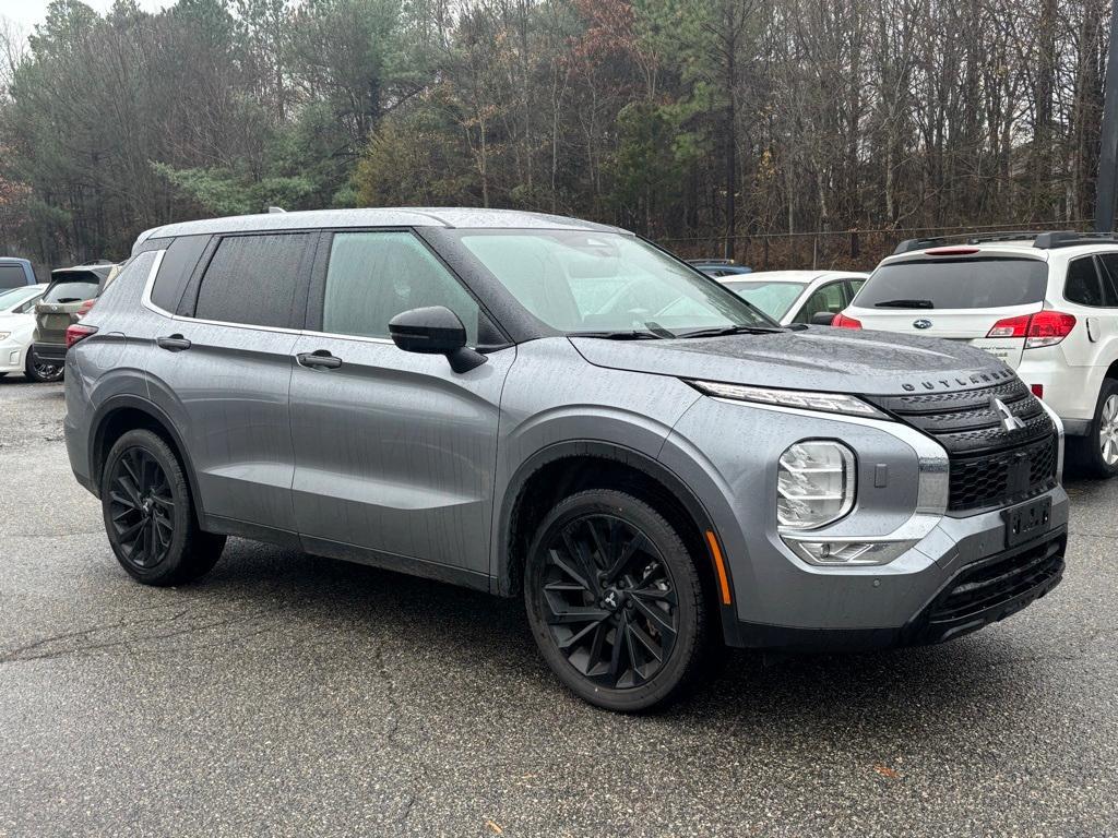 used 2024 Mitsubishi Outlander car, priced at $27,000