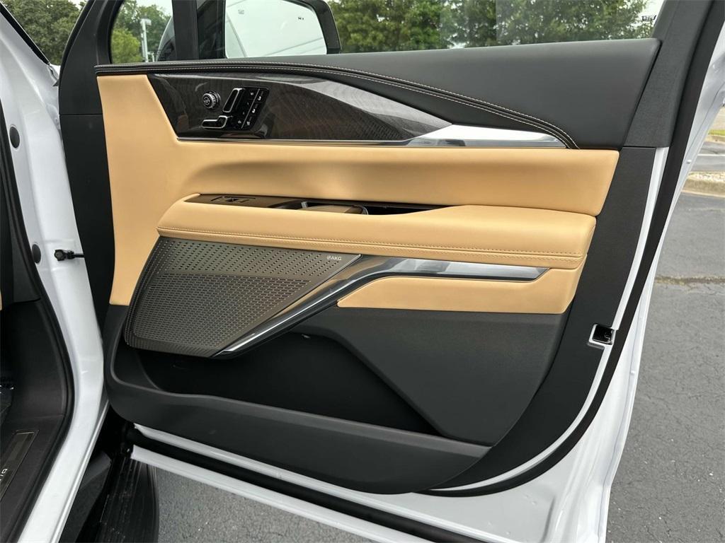 new 2026 Cadillac Escalade IQL car, priced at $162,644
