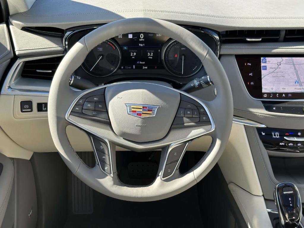 new 2025 Cadillac XT5 car, priced at $59,890