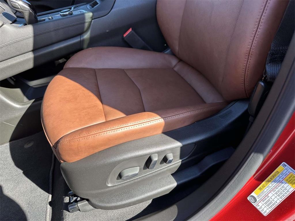 new 2026 Cadillac XT5 car, priced at $66,265