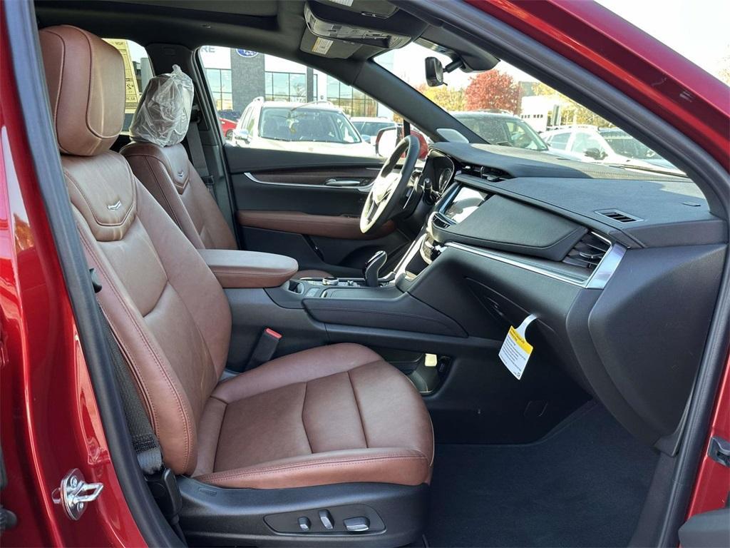 new 2026 Cadillac XT5 car, priced at $66,265