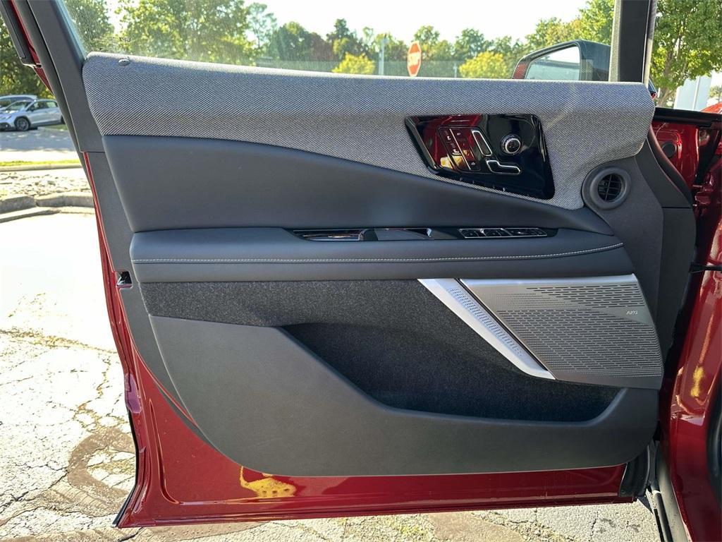 new 2025 Cadillac OPTIQ car, priced at $56,215