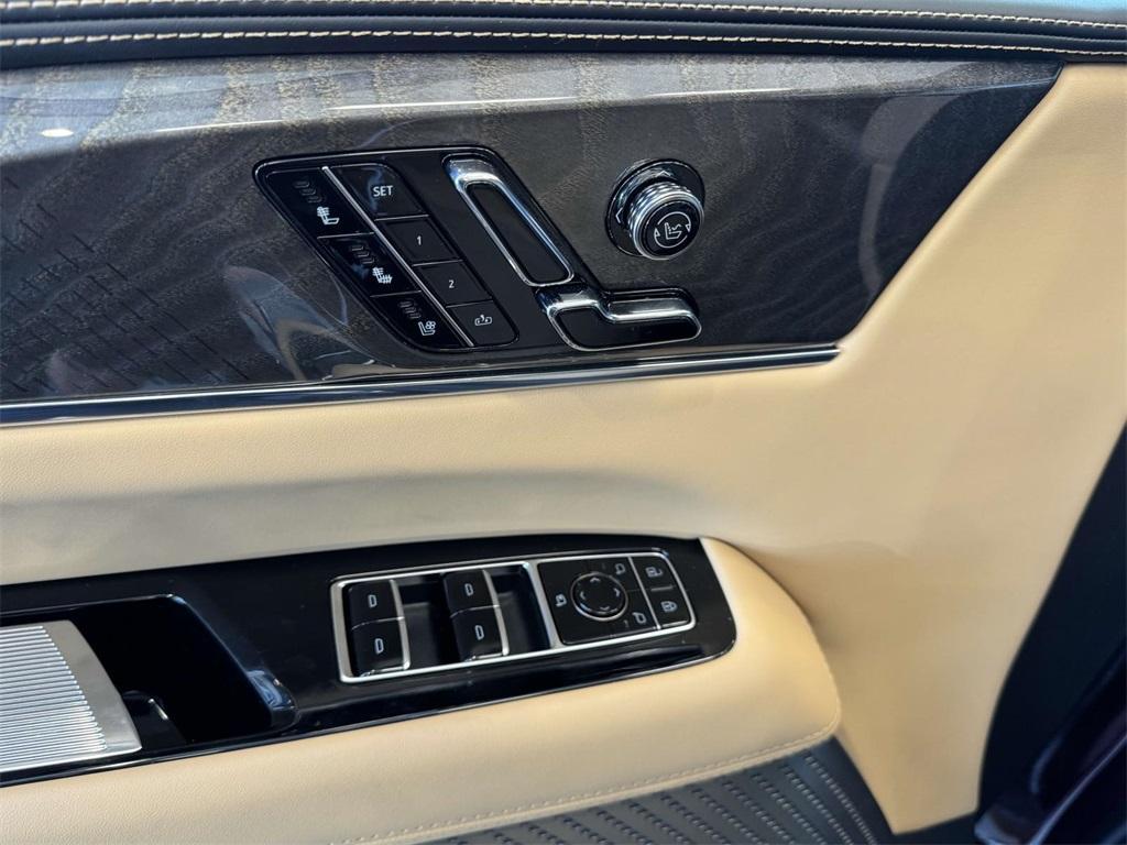 new 2025 Cadillac Escalade IQ car, priced at $155,610