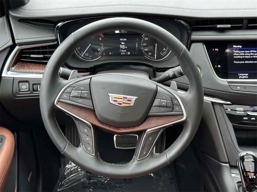 used 2025 Cadillac XT5 car, priced at $52,500