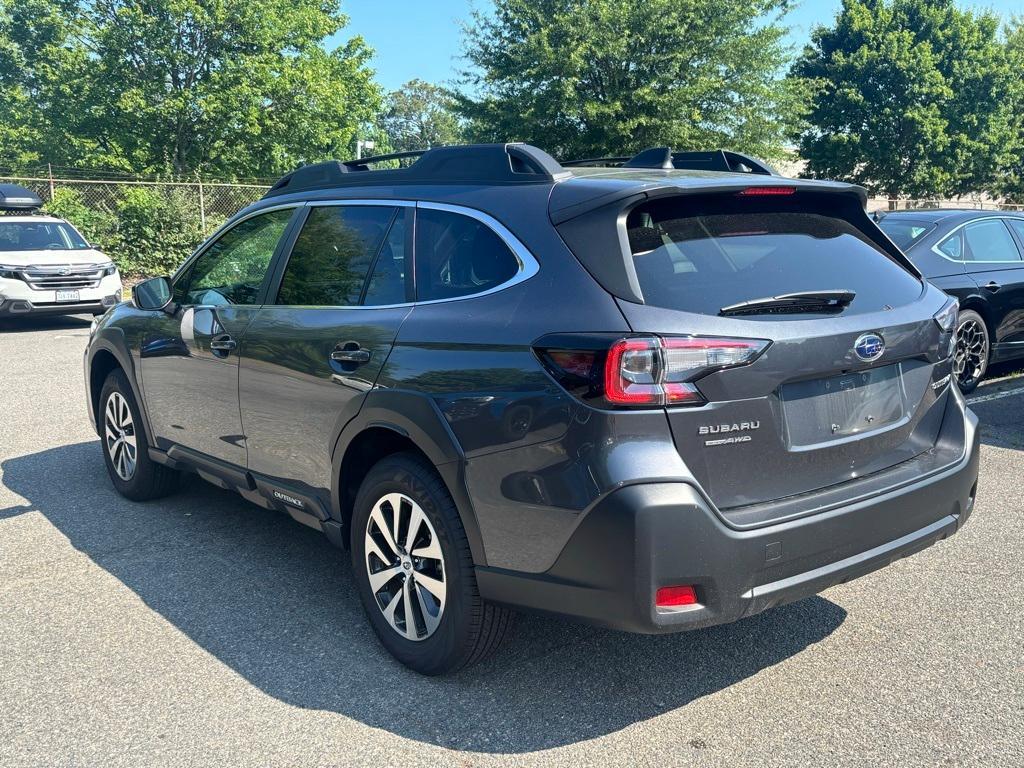 used 2025 Subaru Outback car, priced at $32,000