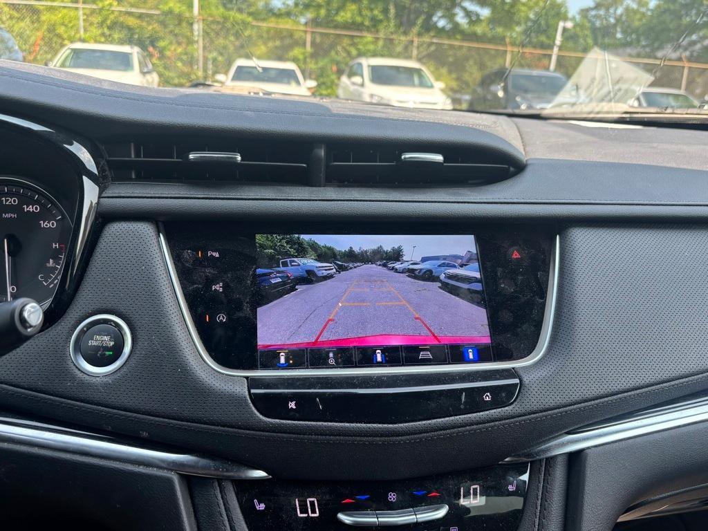 used 2023 Cadillac XT5 car, priced at $33,000