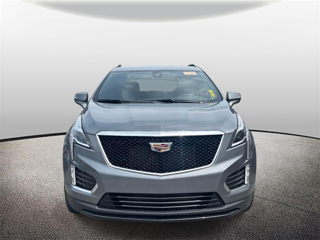used 2022 Cadillac XT5 car, priced at $36,500