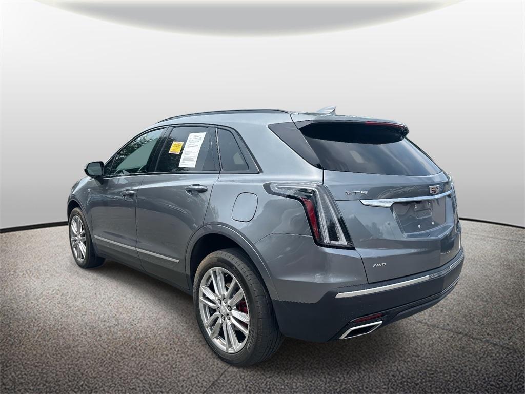 used 2022 Cadillac XT5 car, priced at $36,500