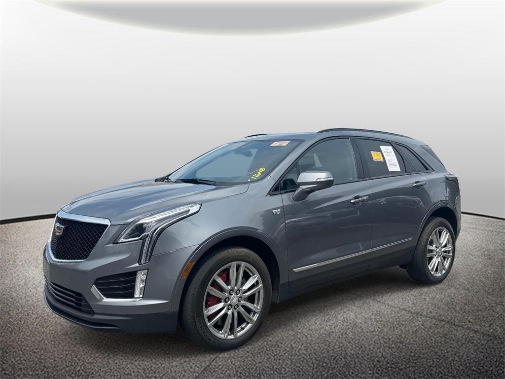 used 2022 Cadillac XT5 car, priced at $36,500