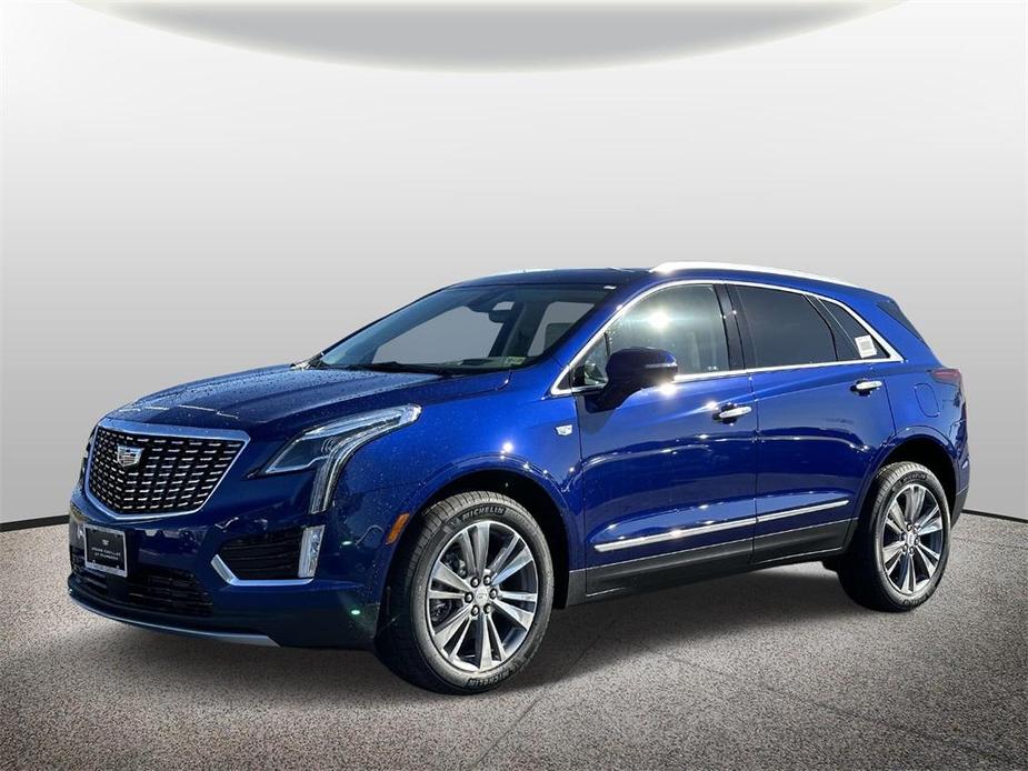 new 2025 Cadillac XT5 car, priced at $59,190