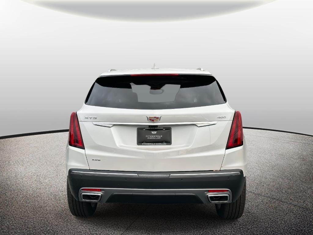 new 2025 Cadillac XT5 car