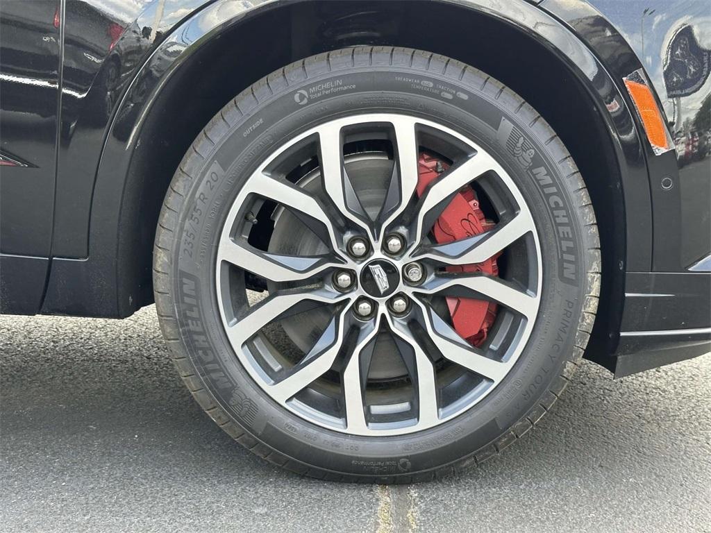 new 2025 Cadillac XT6 car, priced at $67,165