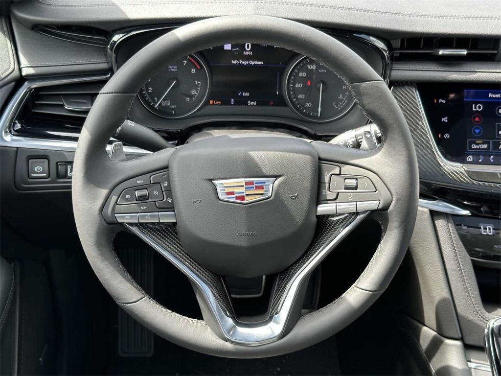 new 2025 Cadillac XT6 car, priced at $67,165