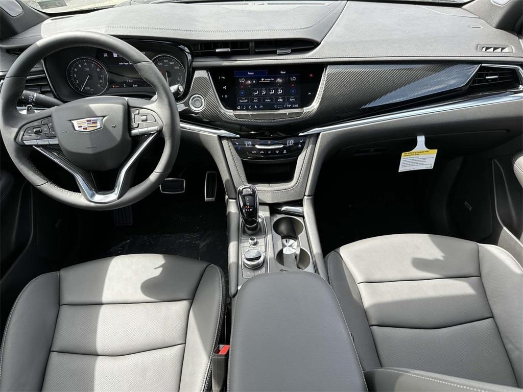 new 2025 Cadillac XT6 car, priced at $67,165